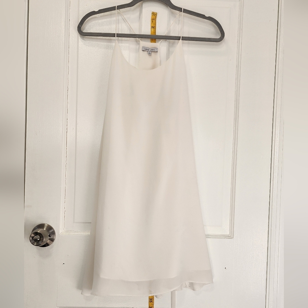 Elegant White Sleeveless Tunic